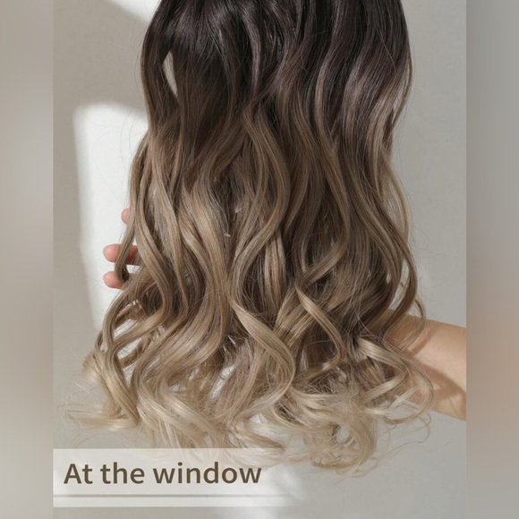 22 Inch Balayage Brown & Blonde Clip in Curly Hair Extensions - Picture 6 of 13